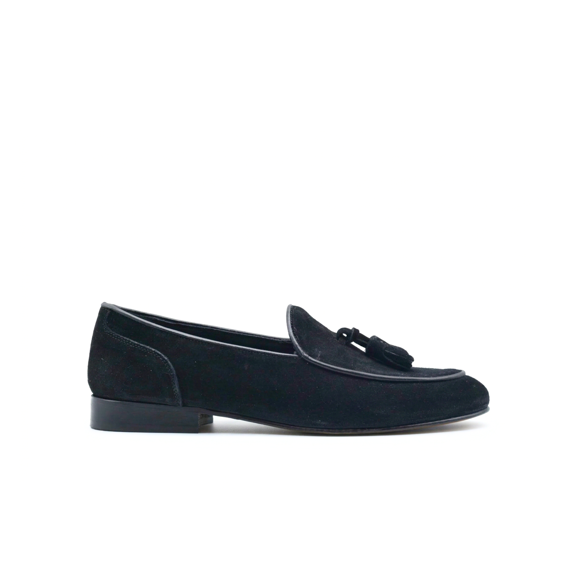 Men's luxury suede loafer moccasin with leather sole