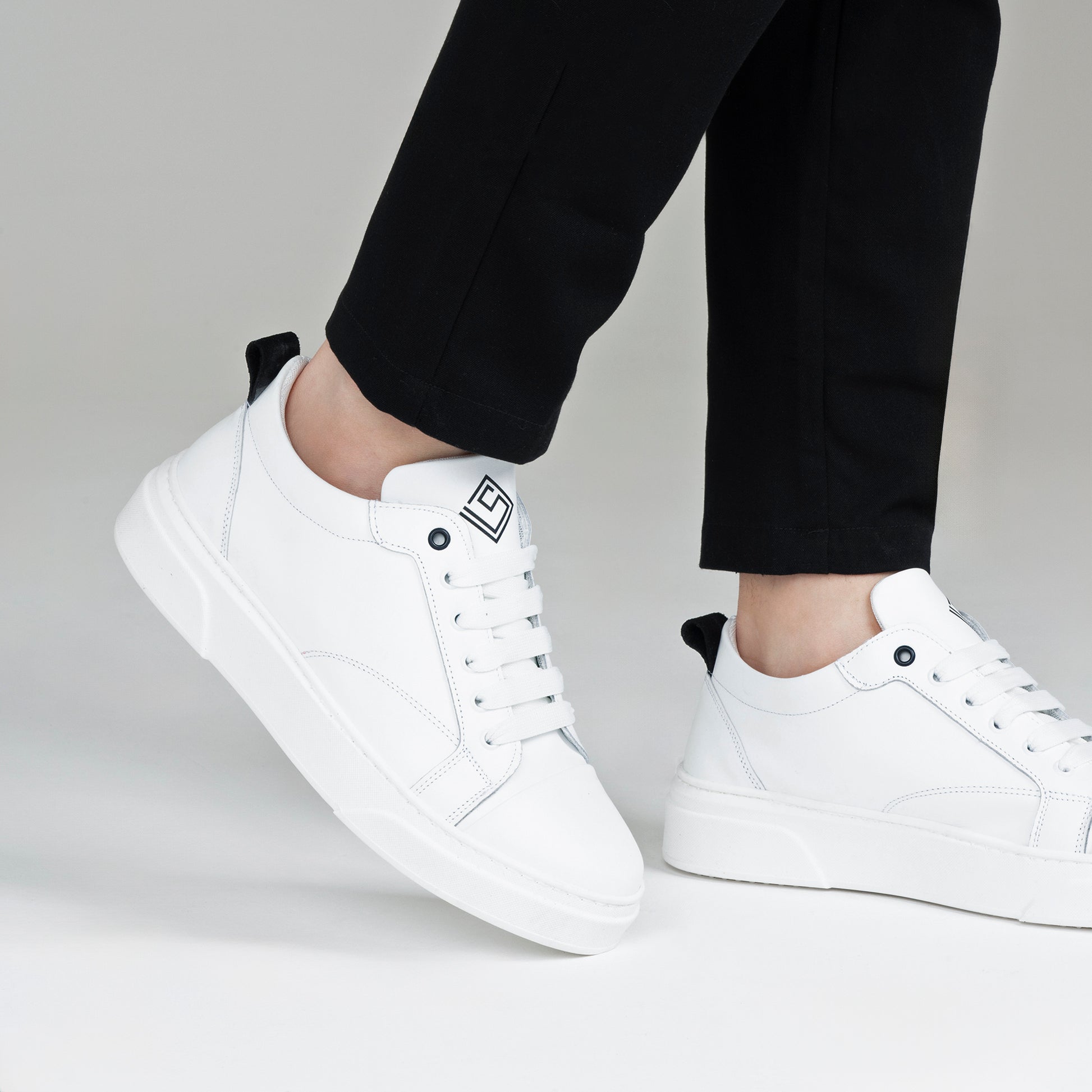 #colore_bianco