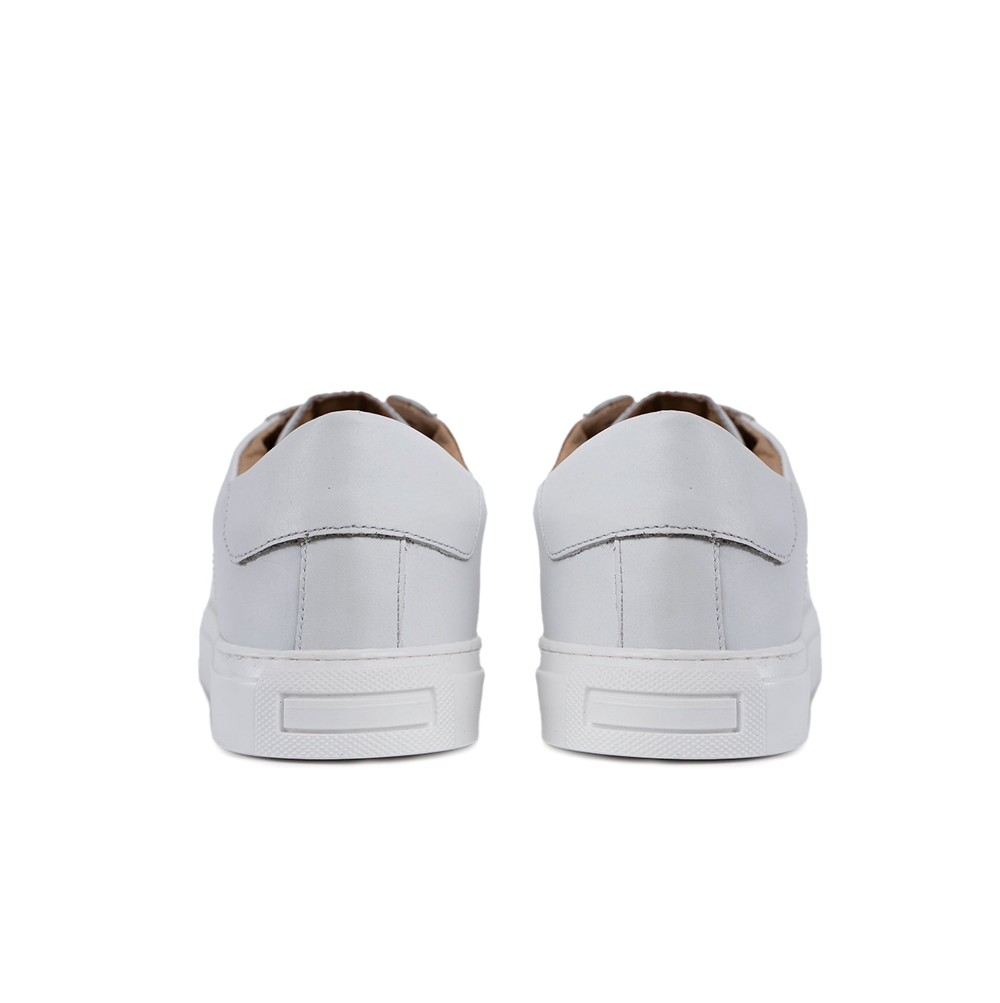 Vega low men's sneakers in genuine leather