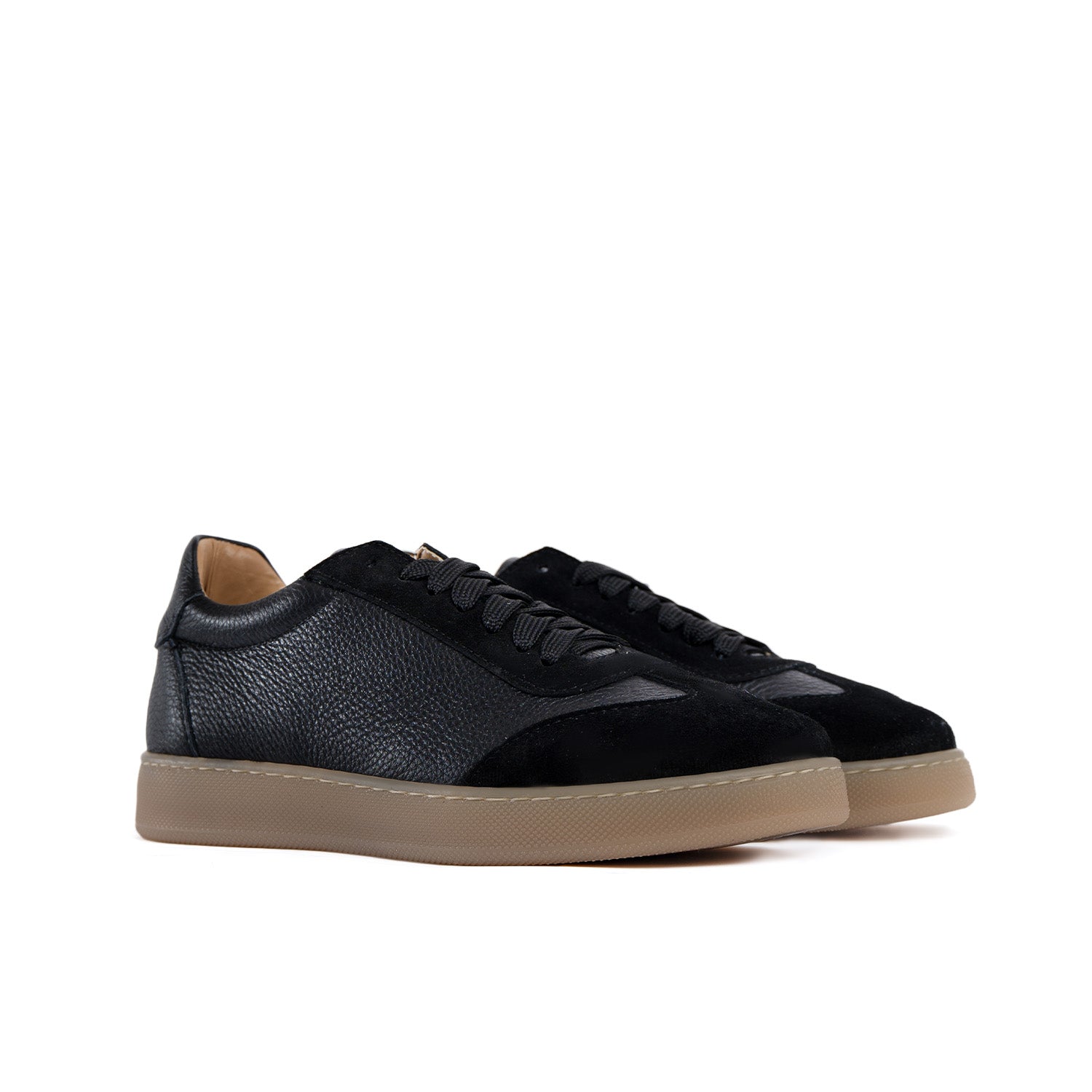 Fusion men's sneakers with light amber sole in genuine bottolato leather
